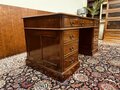 Antiek Engels Klassiek Chesterfield Bureau