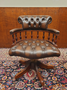 Chesterfield Bureaustoel Captain Chair Donkerbruin